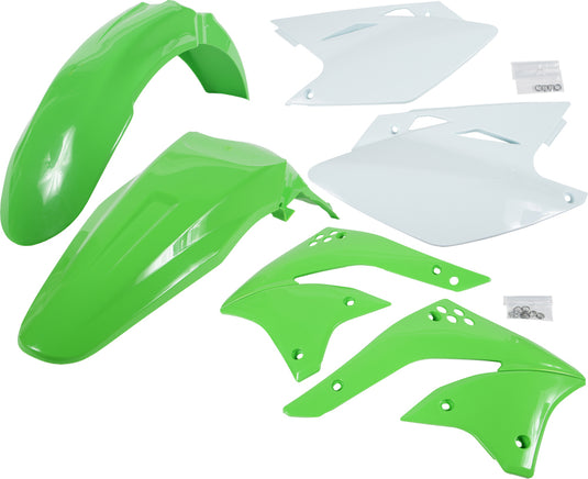 PLASTIC KIT GREEN 2041060357 image 1
