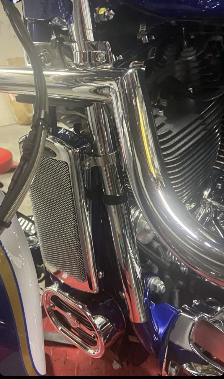 Load image into Gallery viewer, CENTER FRAME MOUNT OIL COOLER NON ABS  ST `01-17  CHROME ST-1C image 3
