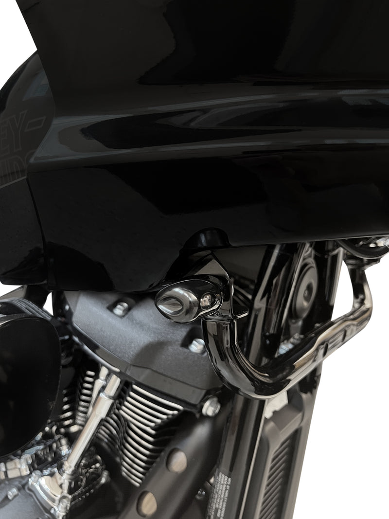 Load image into Gallery viewer, BLACK ELYPSE TURN SIGNALS `15-UP FLTR, `22-UP FXLRST K68459 image 6
