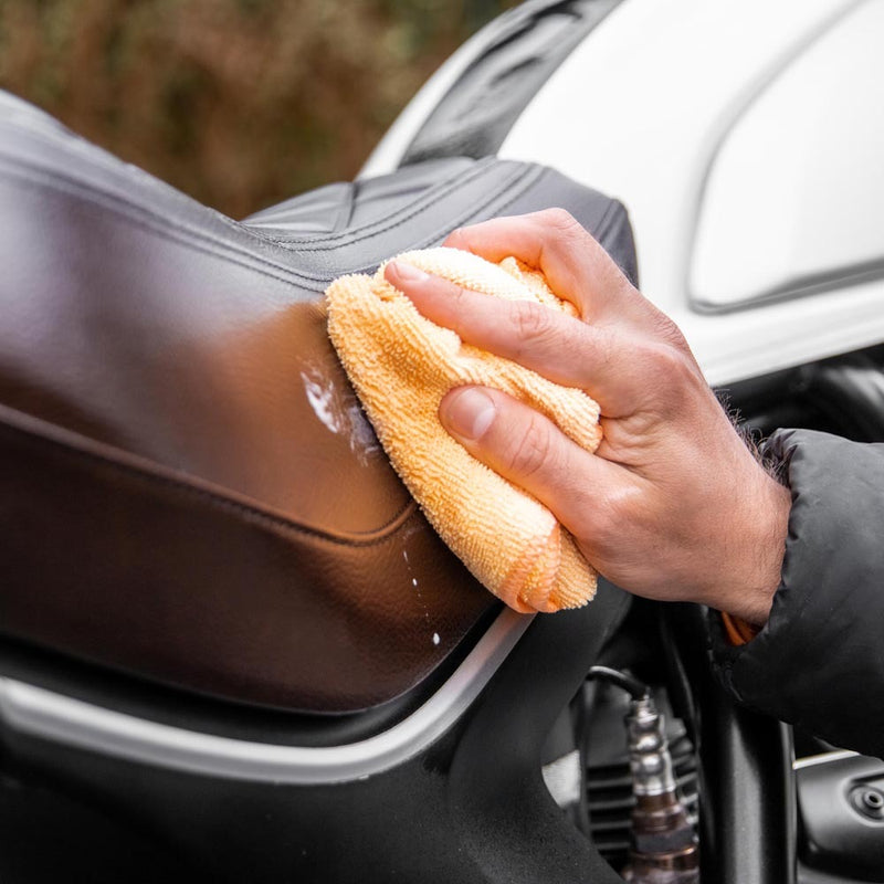 Load image into Gallery viewer, LEATHER PROTECT M032 image 3
