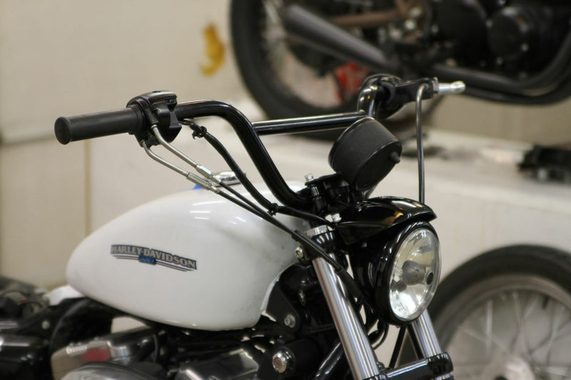Load image into Gallery viewer, SCRAMBLER BAR 1&quot; BLACK B12-6020B image 3
