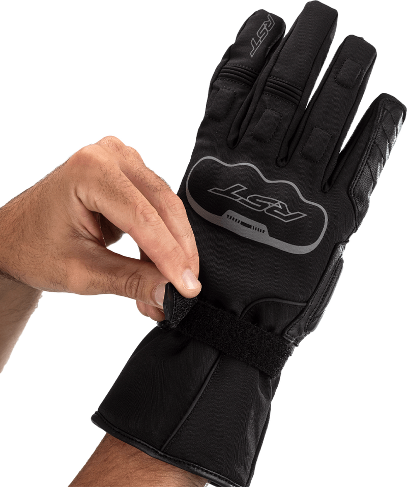 Load image into Gallery viewer, AXIOM CE GLOVE BLACK WATERPROOF XS 102685BLK-07 image 1
