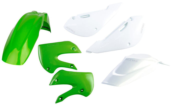 PLASTIC KIT GREEN 2041070206 image 1
