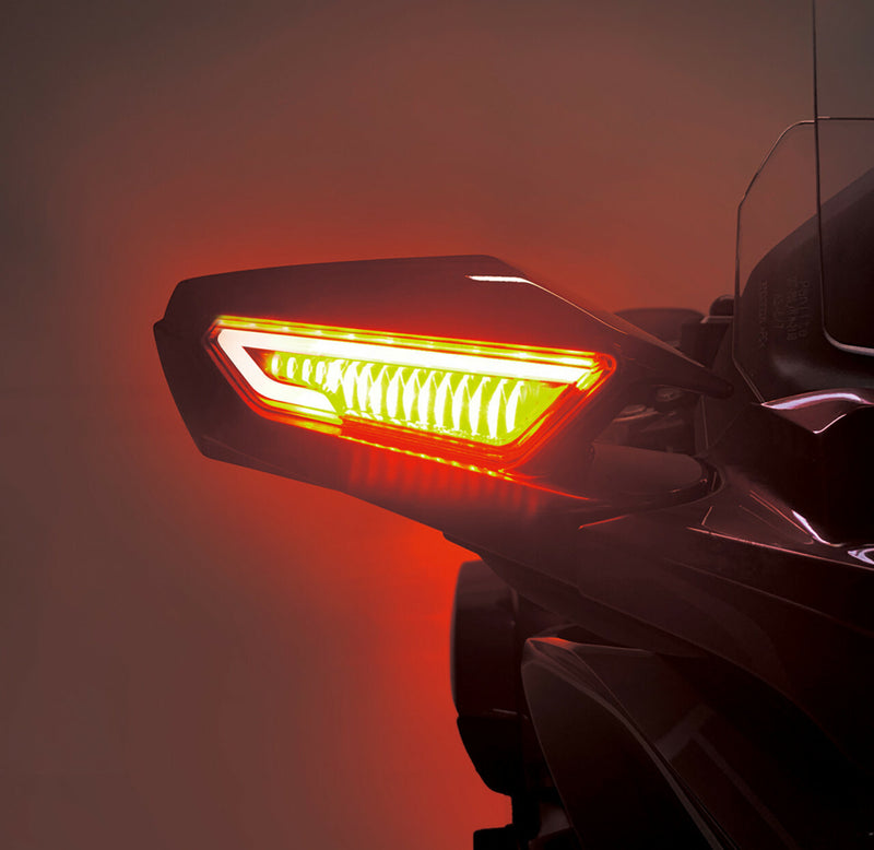 Load image into Gallery viewer, LED MIRROR LIGHTS W/DRL W/SEQUENTIAL TURN SIGNALS PAIR G2W1823 image 1
