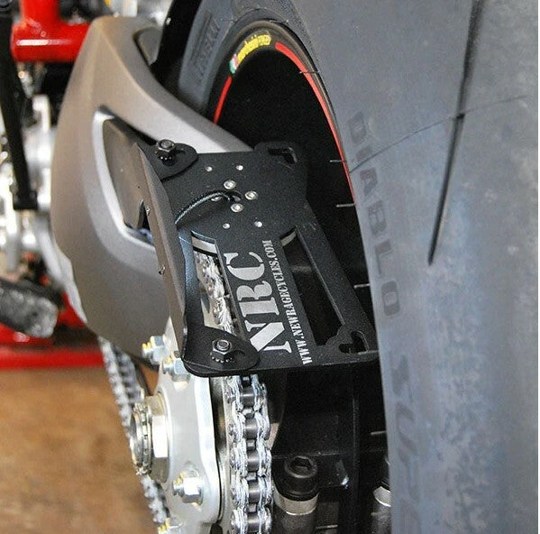 SIDE MOUNT LICENSE PLATE DUC 950-SIDE image 1