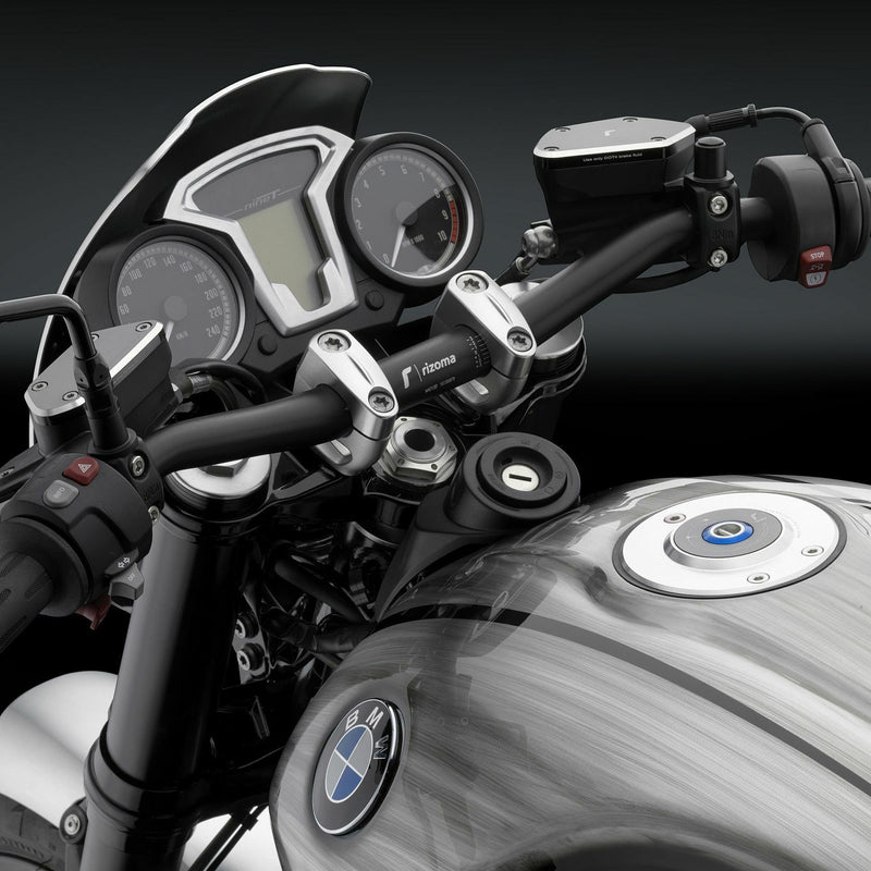 Load image into Gallery viewer, HANDLEBAR TAPERED BLACK DIA 22-29MM/H 35MM/W 755MM MA011B image 1
