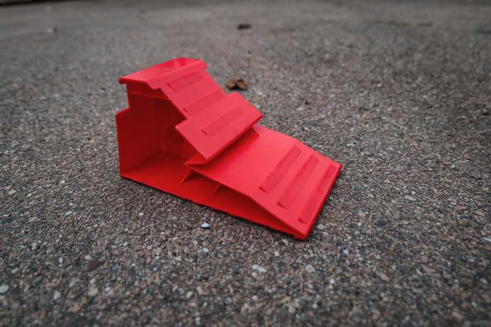 MR20K WHEEL CHOCKS 13596 image 1