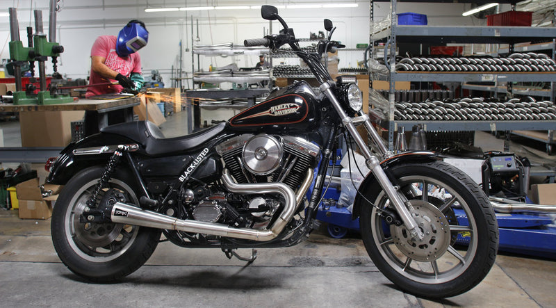 Load image into Gallery viewer, COMP S 2IN1 EXHAUST FXR BRUSHED W/CF END CAP 005-4440199 image 2
