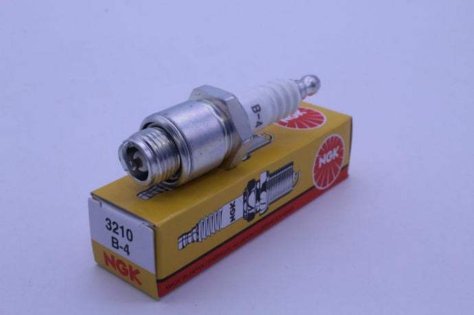 NGK 3210 B4 SPARK PLUG