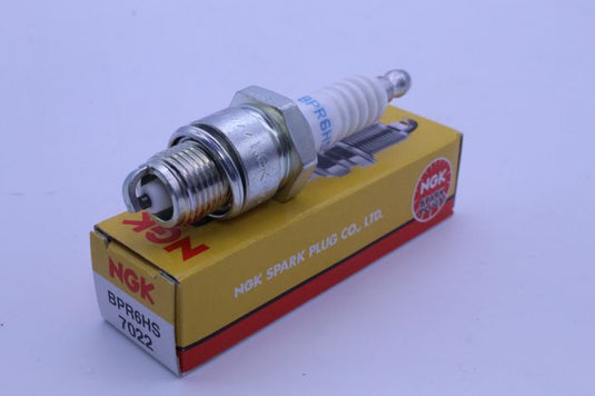 NGK 7022 BPR6HS SPARK PLUG