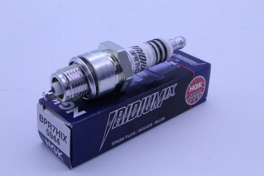 NGK 5944 BPR7HIX IRIDIUM IX SPARK PLUG