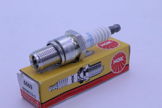 NGK 6669 BR9ECS-5 NICKEL SPARKPLUG (0.5MM GAP)