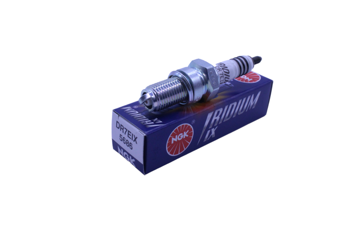 NGK 5686 DR7EIX IRIDIUM IX SPARK PLUG