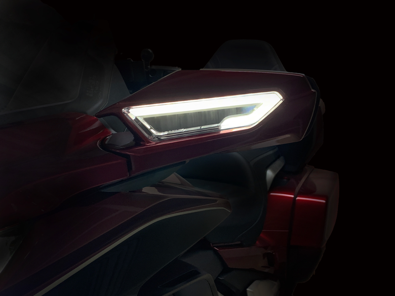 Load image into Gallery viewer, LED MIRROR LIGHTS W/DRL W/SEQUENTIAL TURN SIGNALS PAIR G2W1823 image 2
