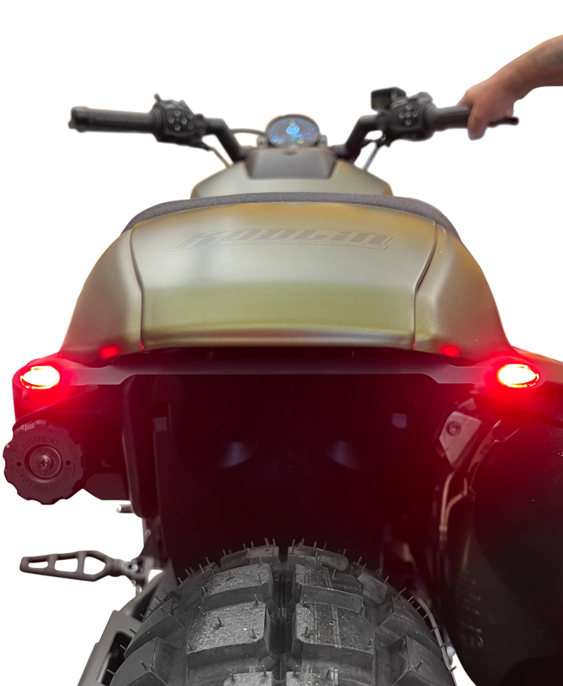 Load image into Gallery viewer, BLACK ELYPSE LED 3-1 SPORTSTER S REAR TURN SIGNALS K68499 image 4
