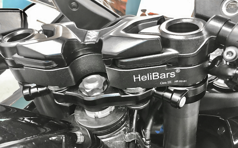 Load image into Gallery viewer, HANDLEBAR RISERS BLACK SUZ HR03161 image 3

