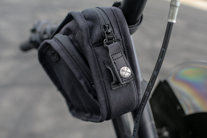 Load image into Gallery viewer, H-BAR BAG BLACK B15-1012B image 7
