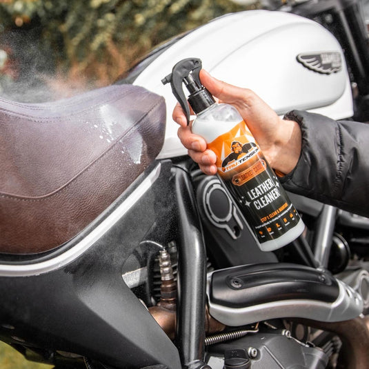LEATHER CLEANER M031 image 2