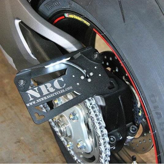 SIDE MOUNT LICENSE PLATE DUC 950-SIDE image 2