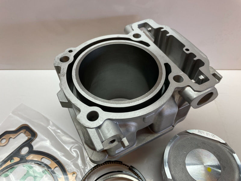 Load image into Gallery viewer, Rear Cylinder w/ Piston Gaskets for 2020 Can Am Renegade 1000
