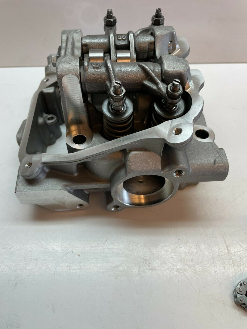 Load image into Gallery viewer, Pair Front N Rear Cylinder Head 2016 Can Am Commander 1000 MAX
