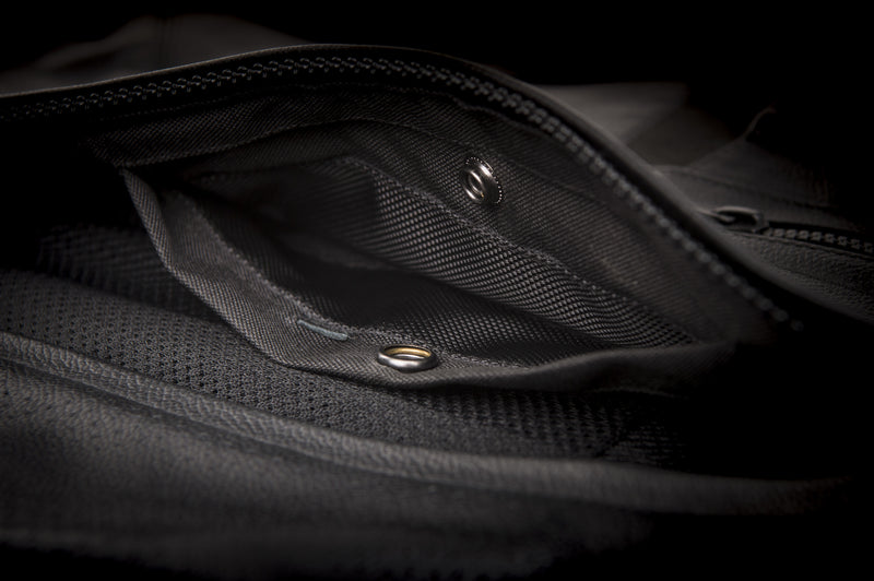 Load image into Gallery viewer, BLOCKADE VEST BLACK MD #6049 489-1080~3 image 9
